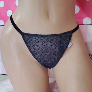 40% OFF 4+ BUNDLES  CLOSET CLOSING!